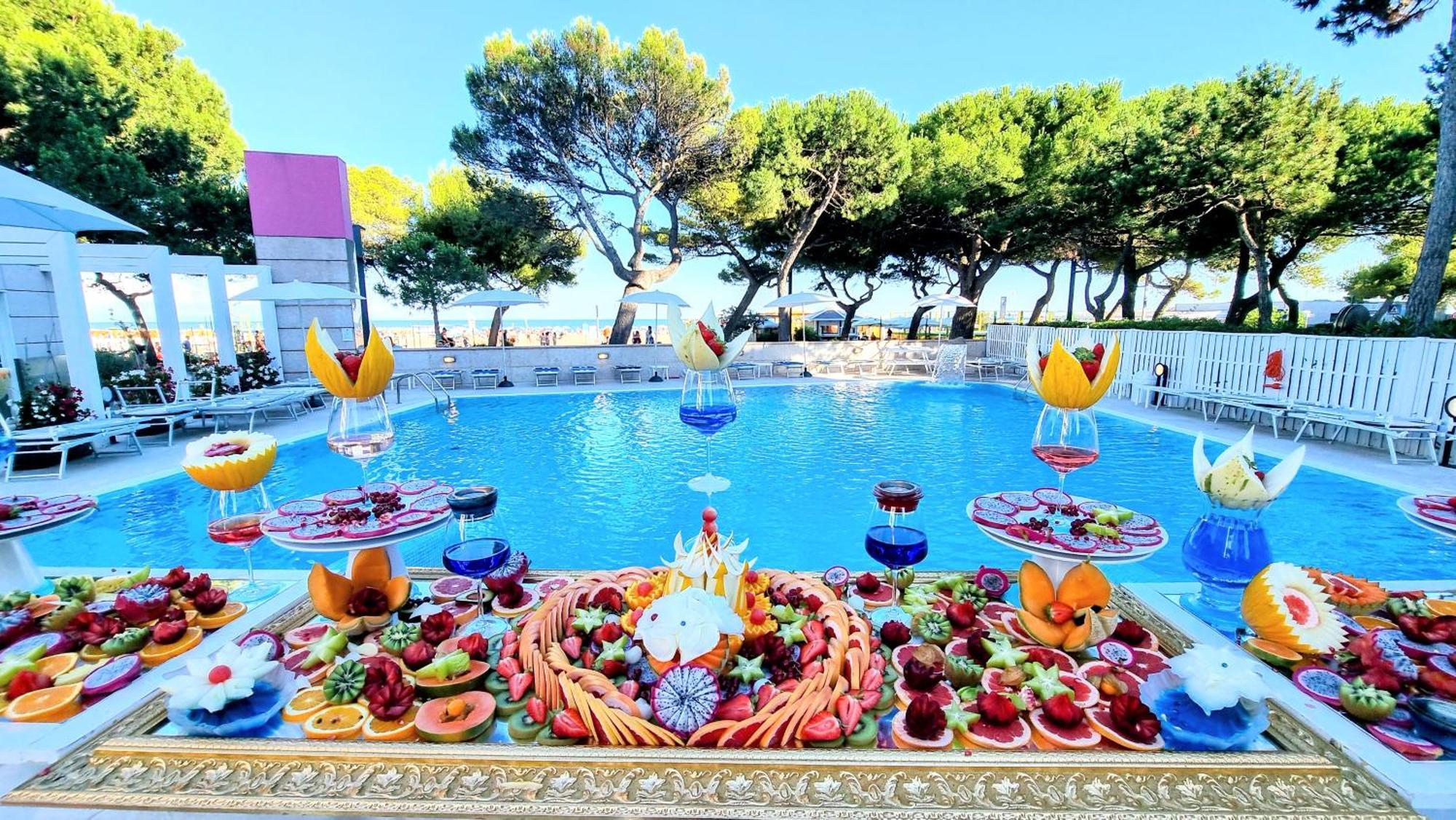 Hotel Bristol Lignano Sabbiadoro Dış mekan fotoğraf