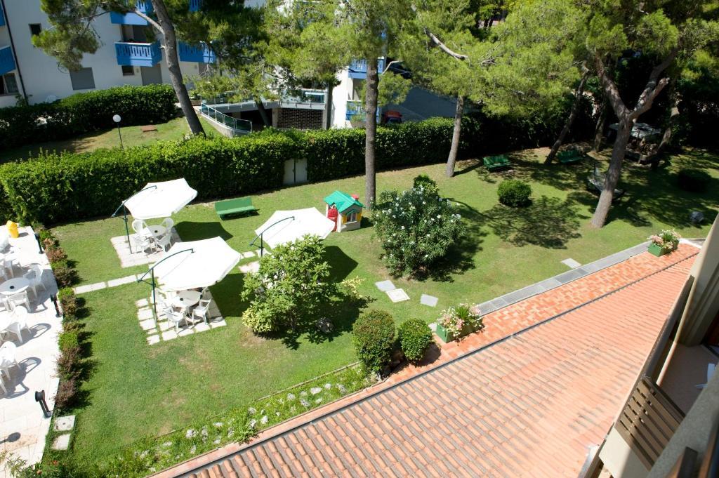 Hotel Bristol Lignano Sabbiadoro Dış mekan fotoğraf