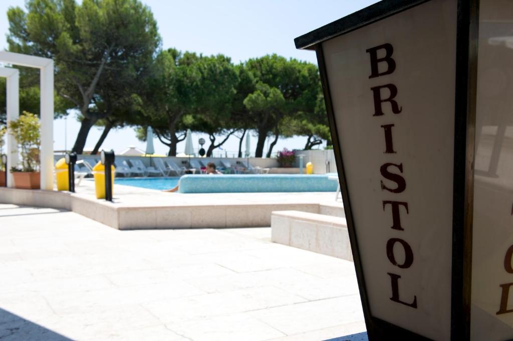 Hotel Bristol Lignano Sabbiadoro Dış mekan fotoğraf