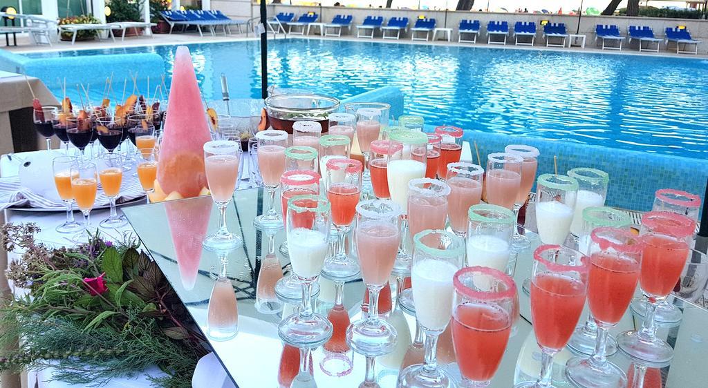 Hotel Bristol Lignano Sabbiadoro Dış mekan fotoğraf